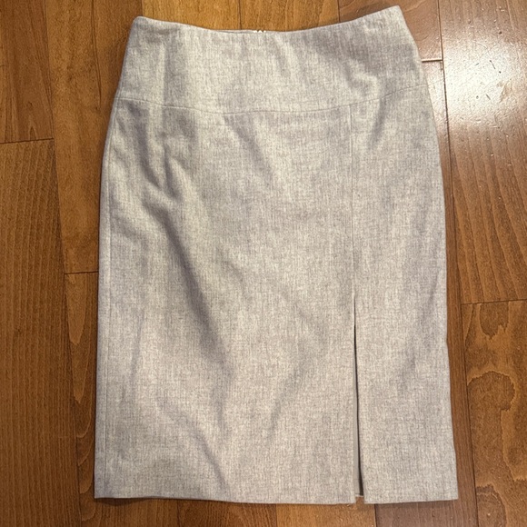 Banana Republic Light Tan‎ Cream Heathered  Pencil Skirt - Picture 3 of 4